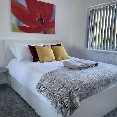 Paradigm House, Modern 2-Bedroom Duplex Apartment 2, Free Parking, Oxford Kültér fotó